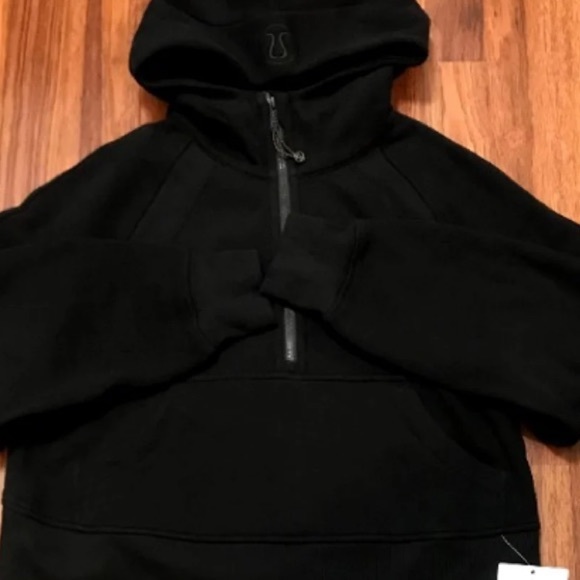 Lululemon scuba cropped 1/2 zip hoodie - Picture 2 of 3